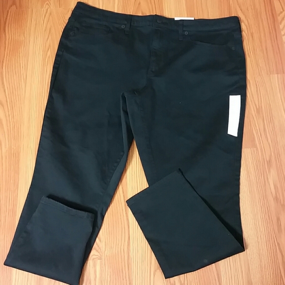 Universal tread New Size 18 Hi-rise Skinny - Picture 3 of 7